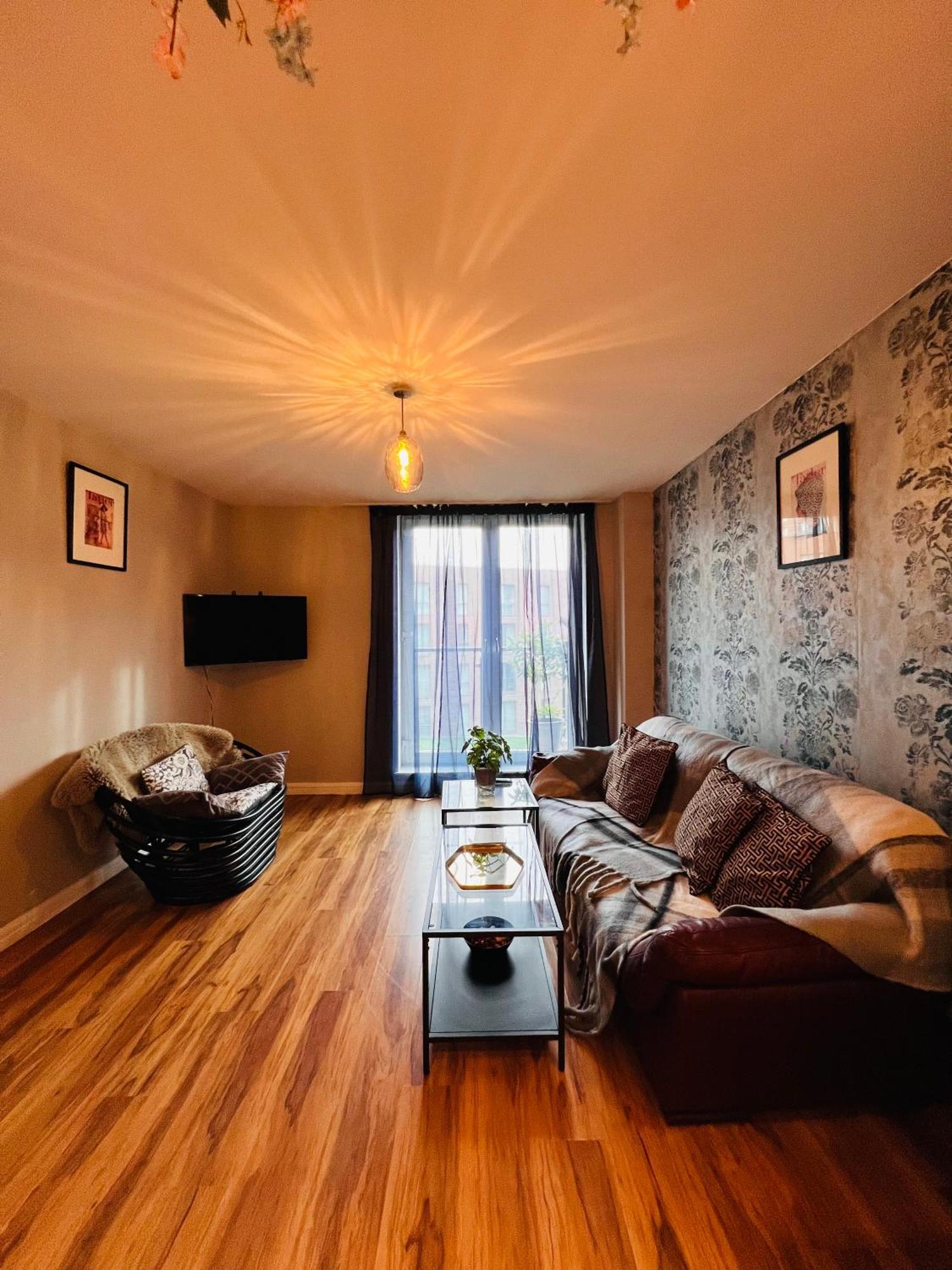 Latitude Chinatown Central Apartment Бірмінгем Екстер'єр фото